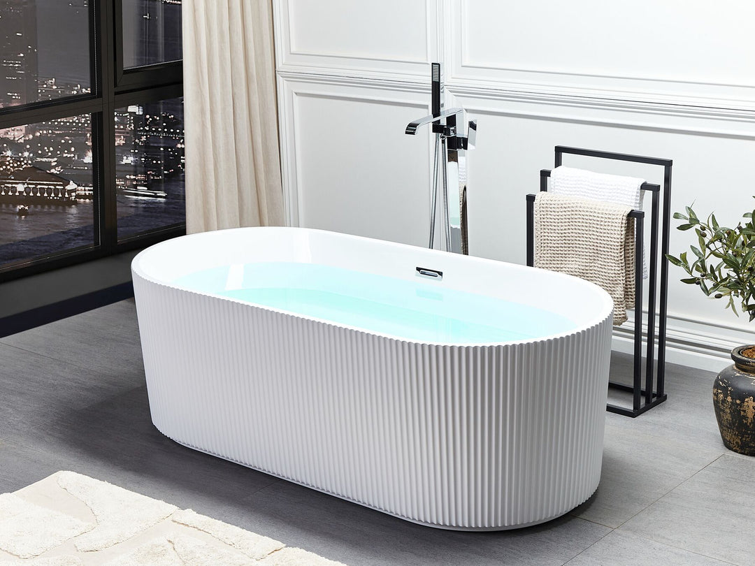 Freestanding Bath 1690 mm x 800 mm White Gocta