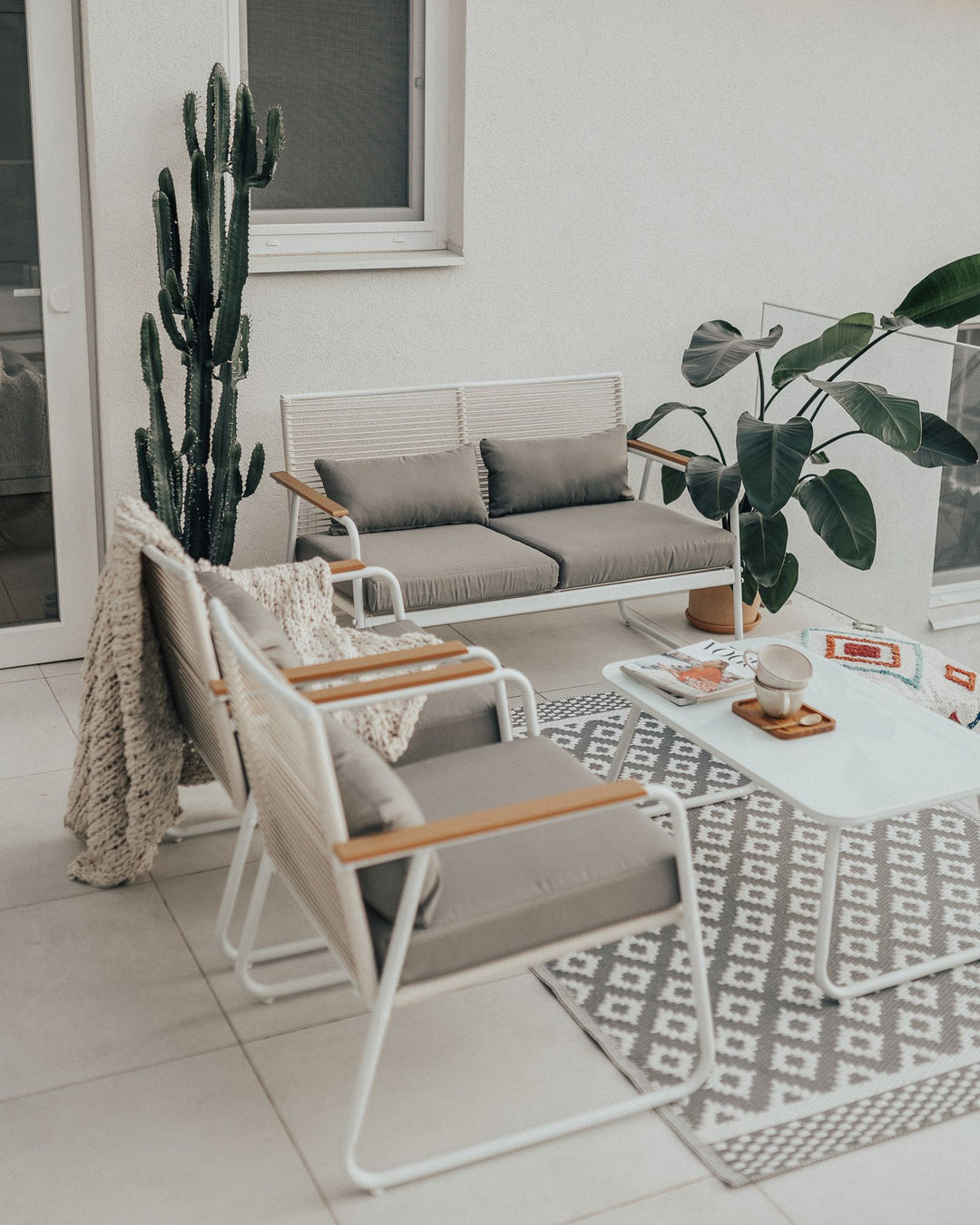 Pomonte Garden Lounge Set with Table 4 Seater Metal White