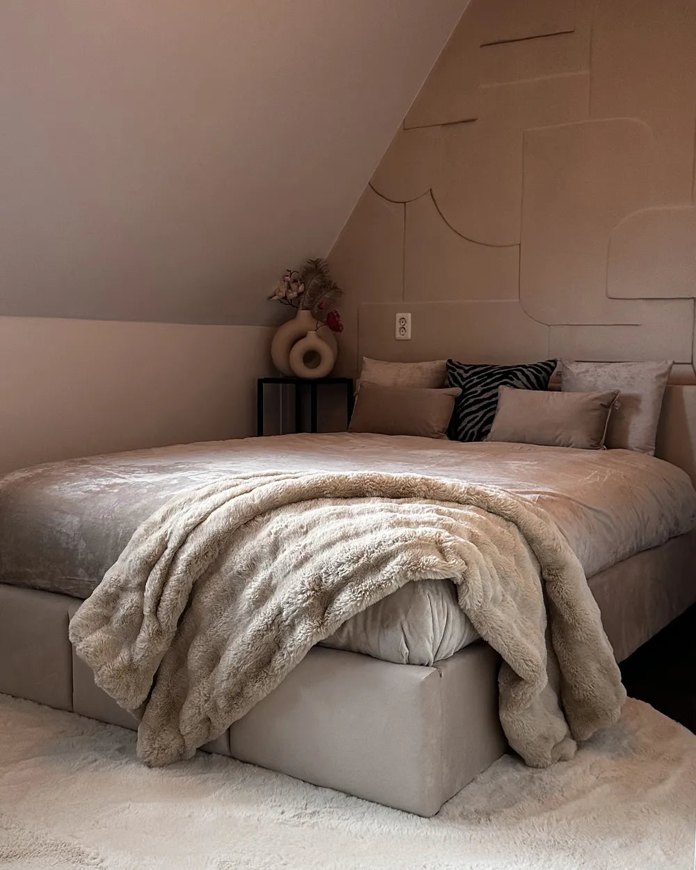 Ottoman Bed Velvet 140 x 200 cm (EU Double) Light Beige Carol