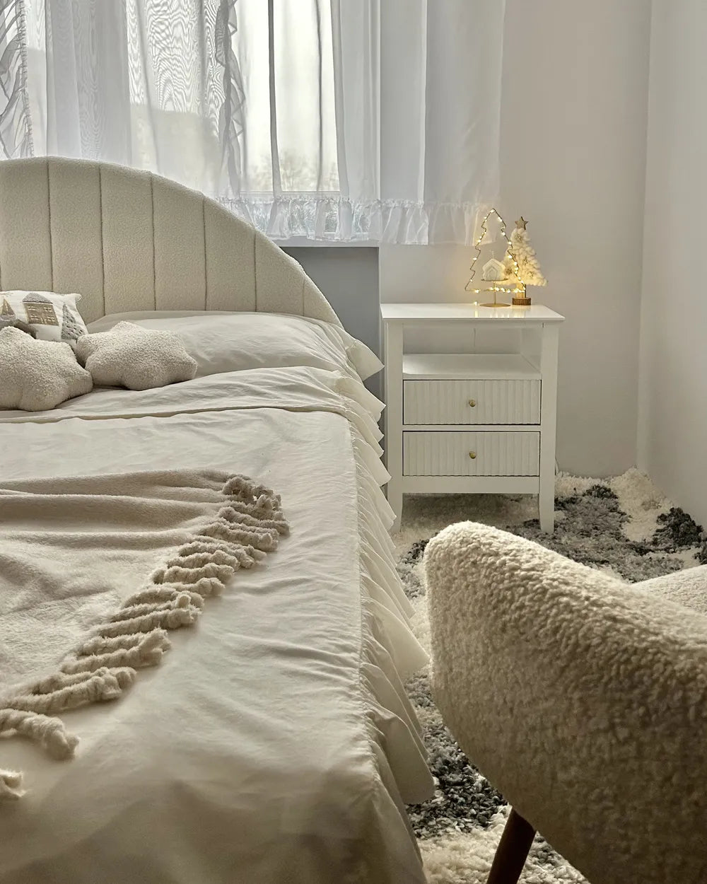 Ottoman Bed Boucle 180 x 200 cm (EU Super King) Off-White Blake