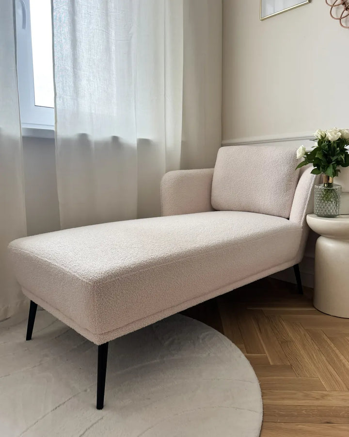 Right-Hand Chaise Lounge Boucle Off-White Aurelle