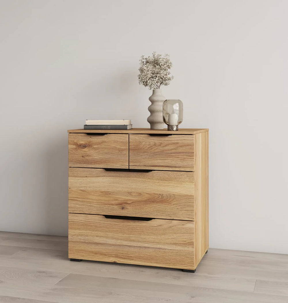 Elegant Tokyo 27 Chest of Drawers in Oak Mauvella, Four Drawers, Modern Design