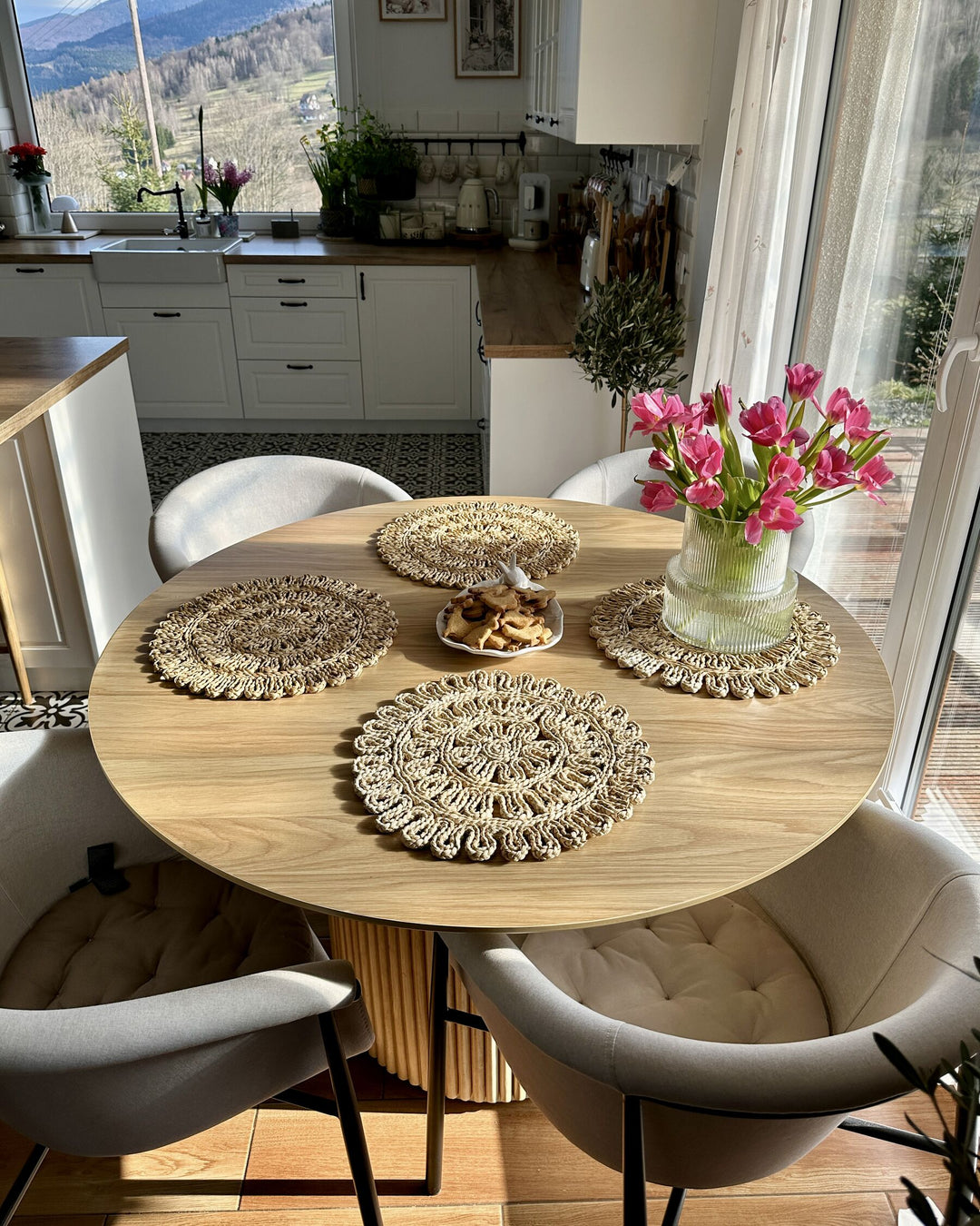 Round Dining Table ⌀ 120 cm Light Wood Vistalla