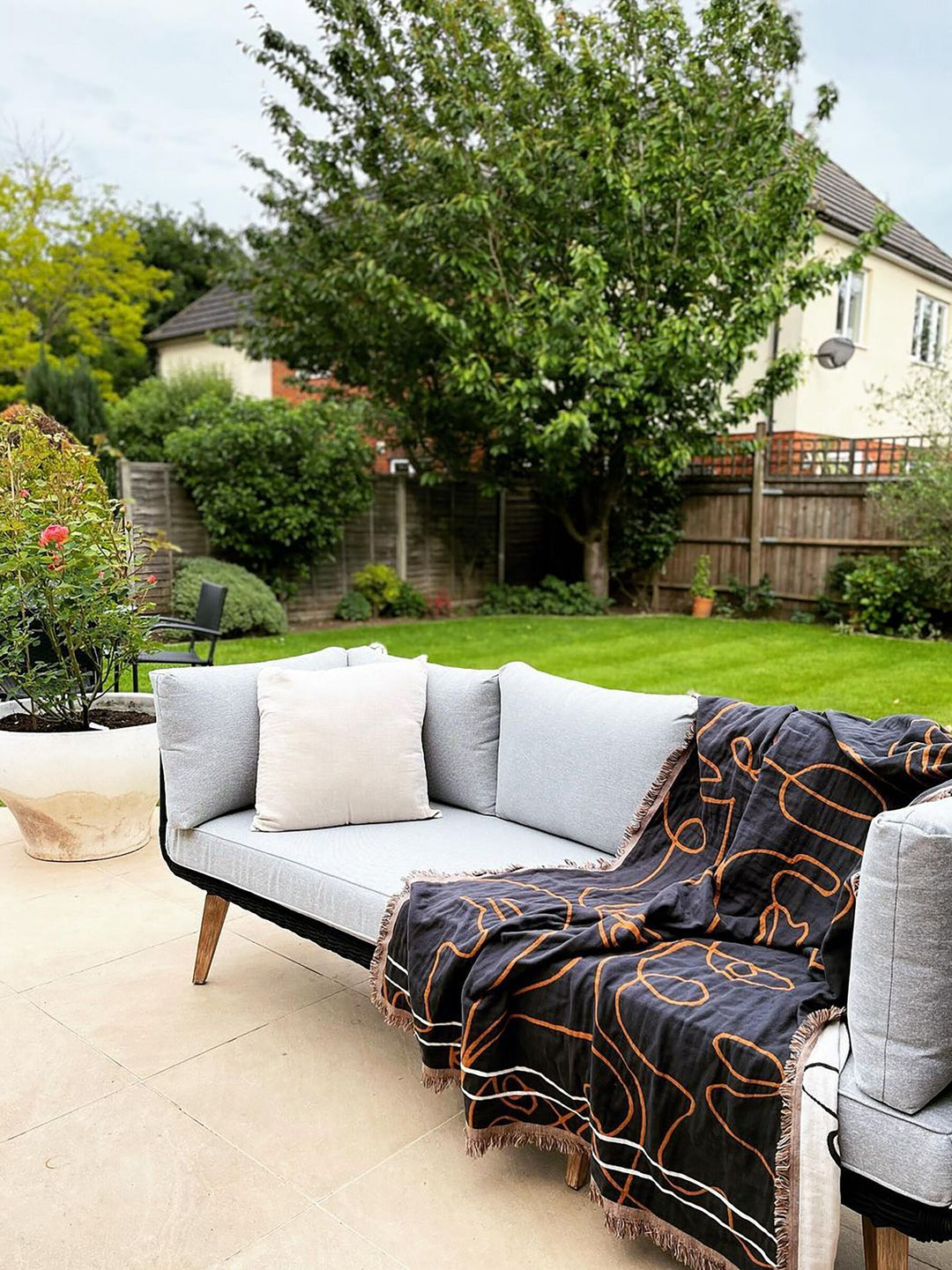 Alcamo Garden Corner Sofa with Table 5 Seater Left Hand Acacia Wood Black