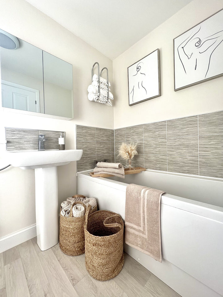 Bathroom Wall Mounted Mirror Cabinet 80 cm 70 cm White Navarra
