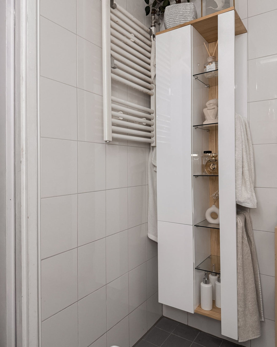 Bathroom Vanity Set White Figueres
