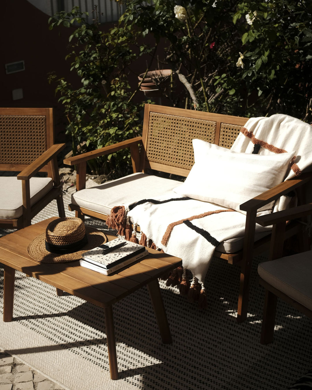 Arenella Garden Lounge Set with Table 4 Seater Certified Acacia Wood Light Beige
