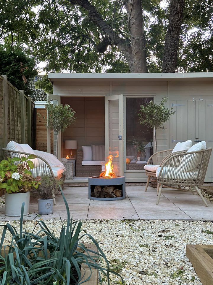 Belluno Garden Lounge Set with Table and Ottoman 5 Seater PE Rattan White