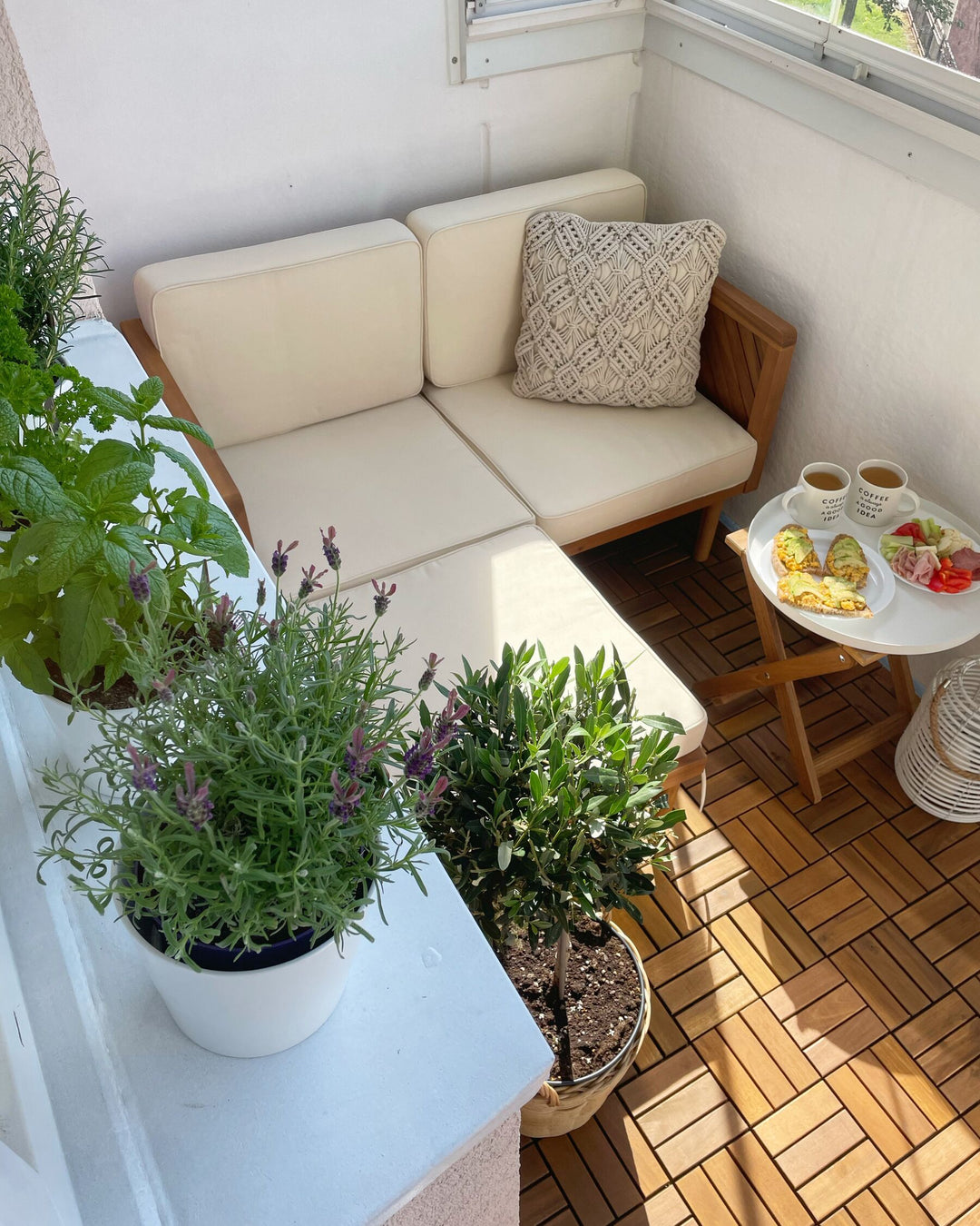 Baratti Garden Lounge Set with Table and Ottoman 4 Seater Acacia Wood Brown