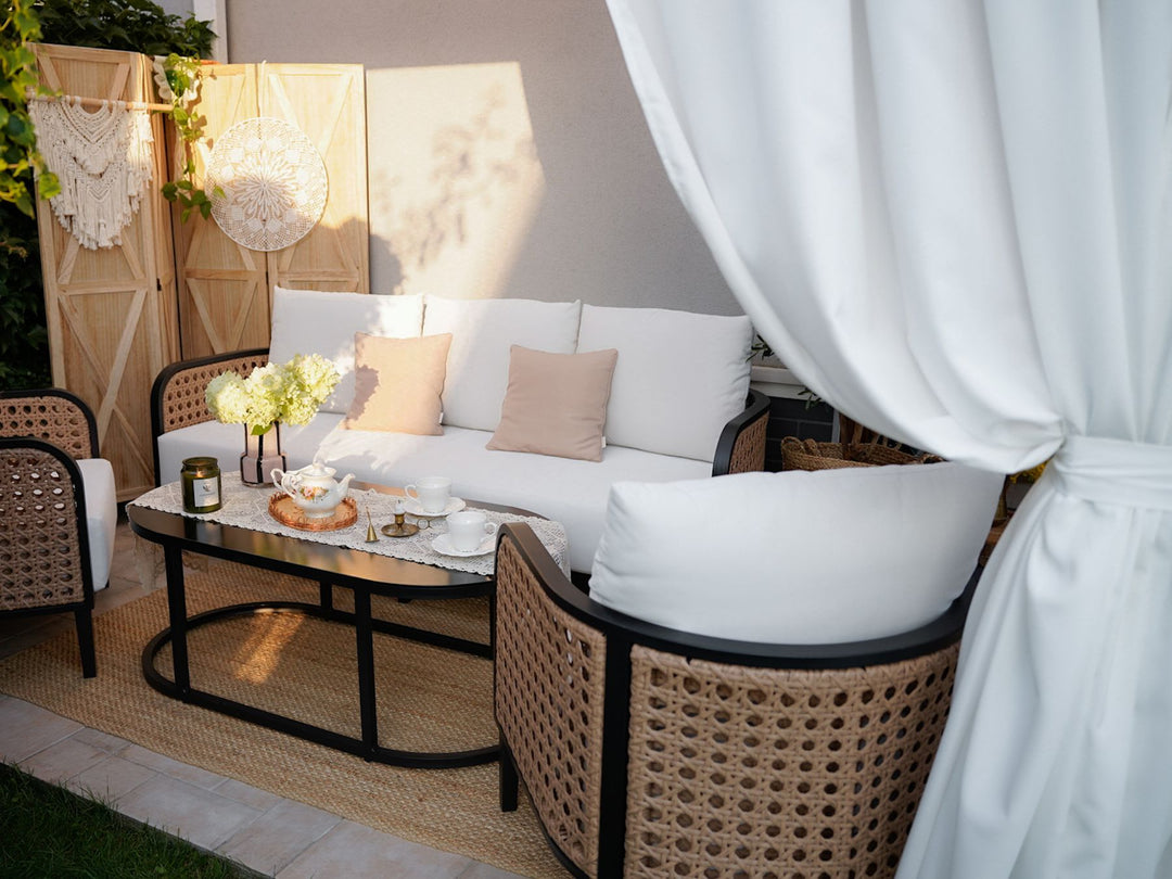 Montefalco Garden Lounge Set with Table 5 Seater Metal White
