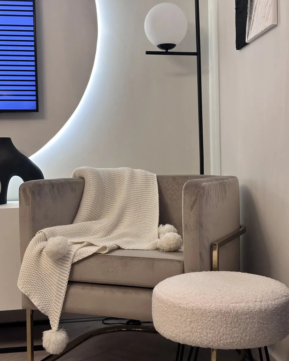 Armchair Velvet Taupe Clancy