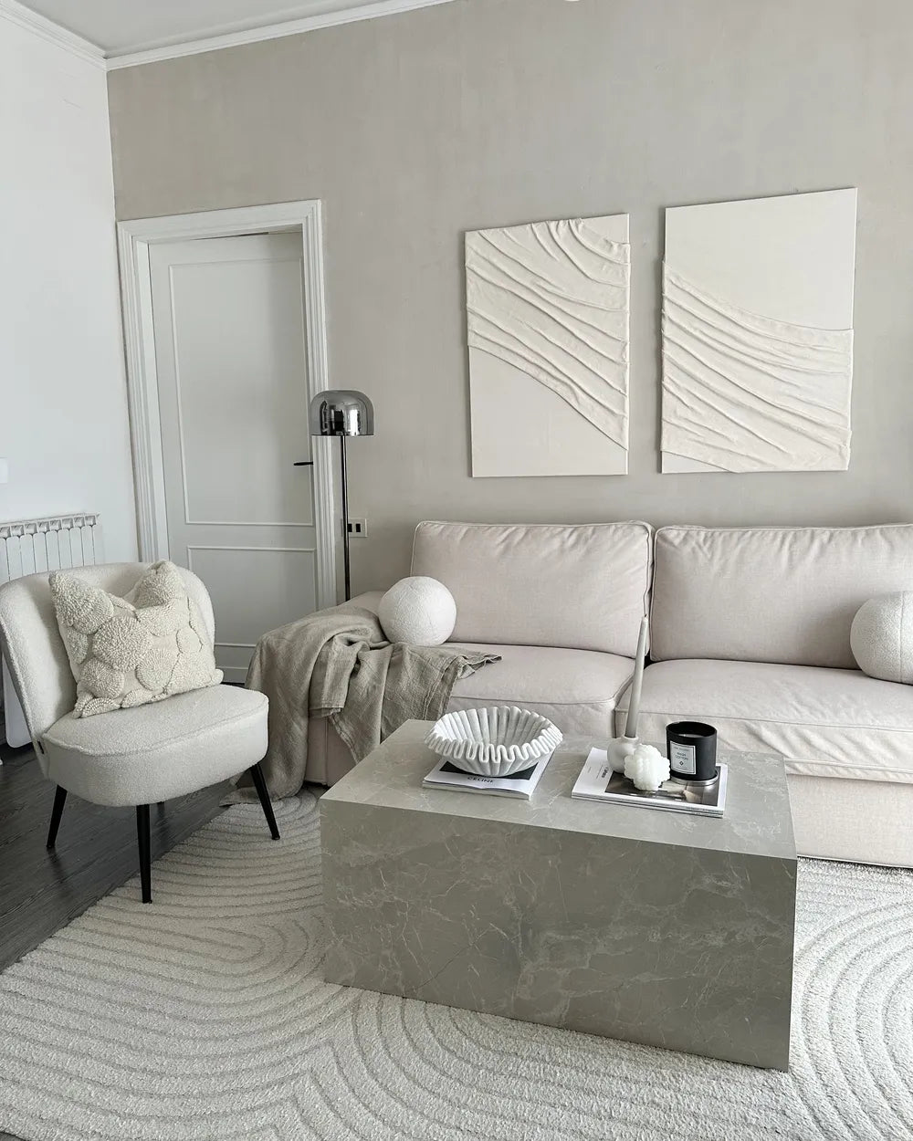 Armchair Boucle White Smelda