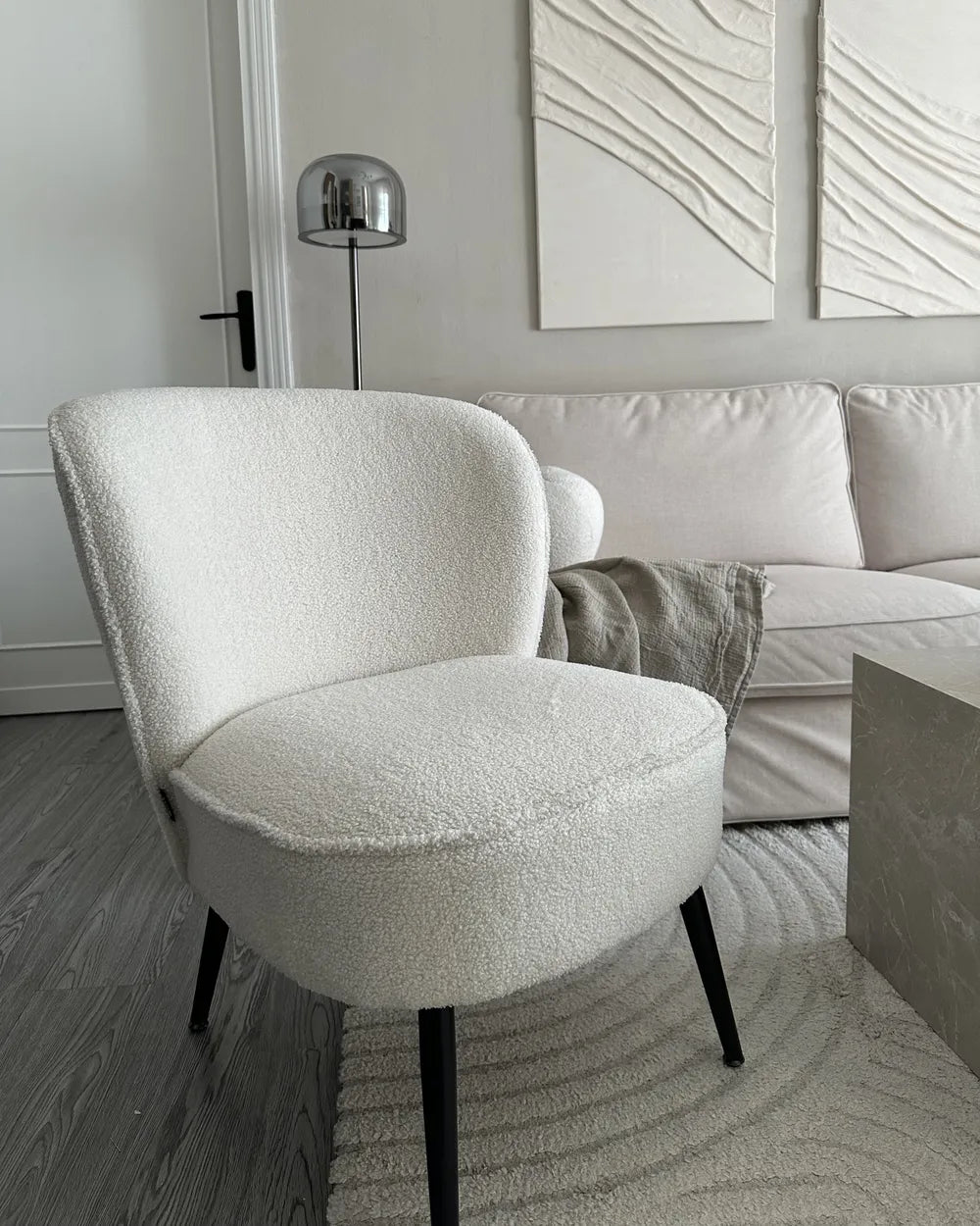 Armchair Boucle White Smelda