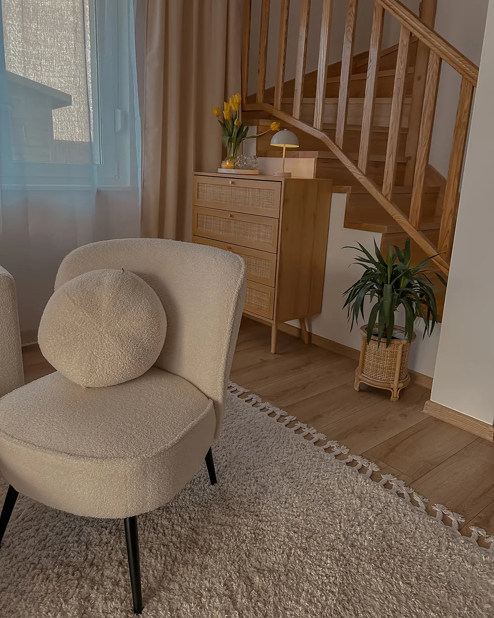 Armchair Boucle White Smelda