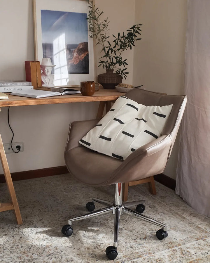 Desk Chair Faux Leather Light Brown Syasia