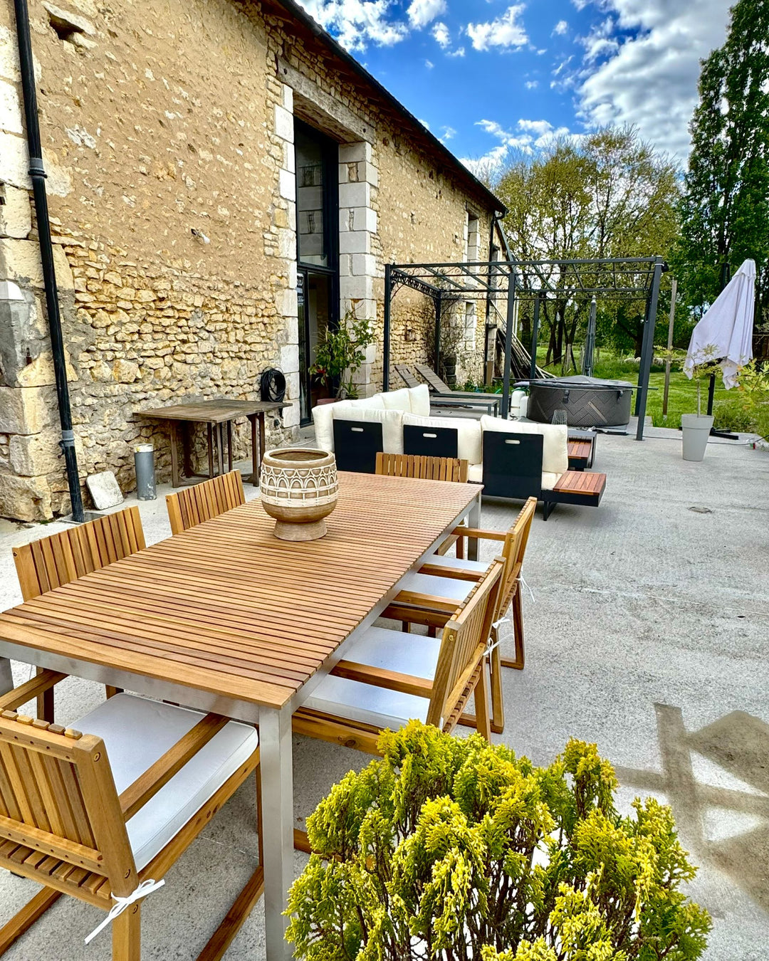 Viareggio Garden Dining Table 200 cm 90 cm FSC® Certified Teak Wood Brown