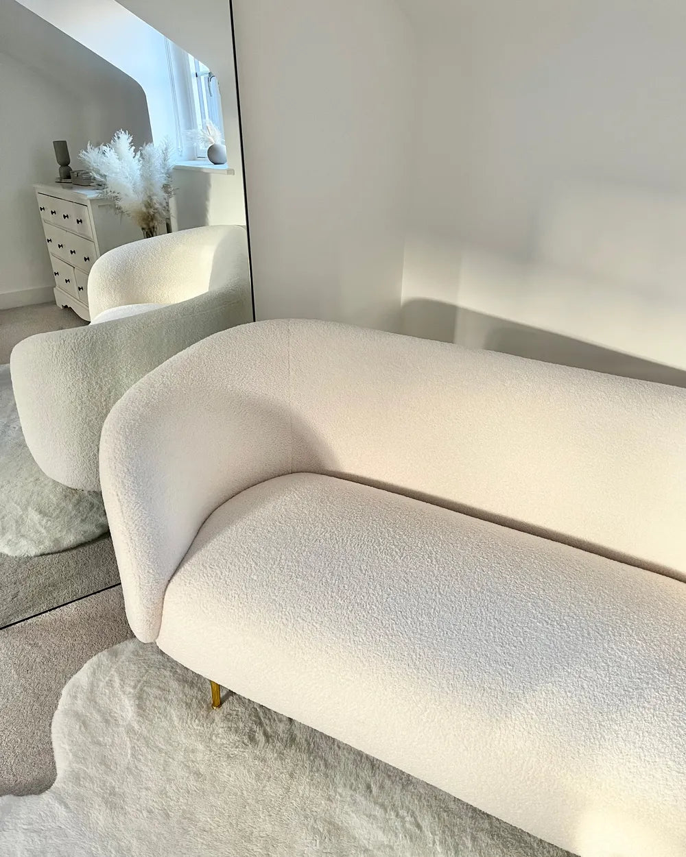 Sofa 2 Seater Boucle White Liora