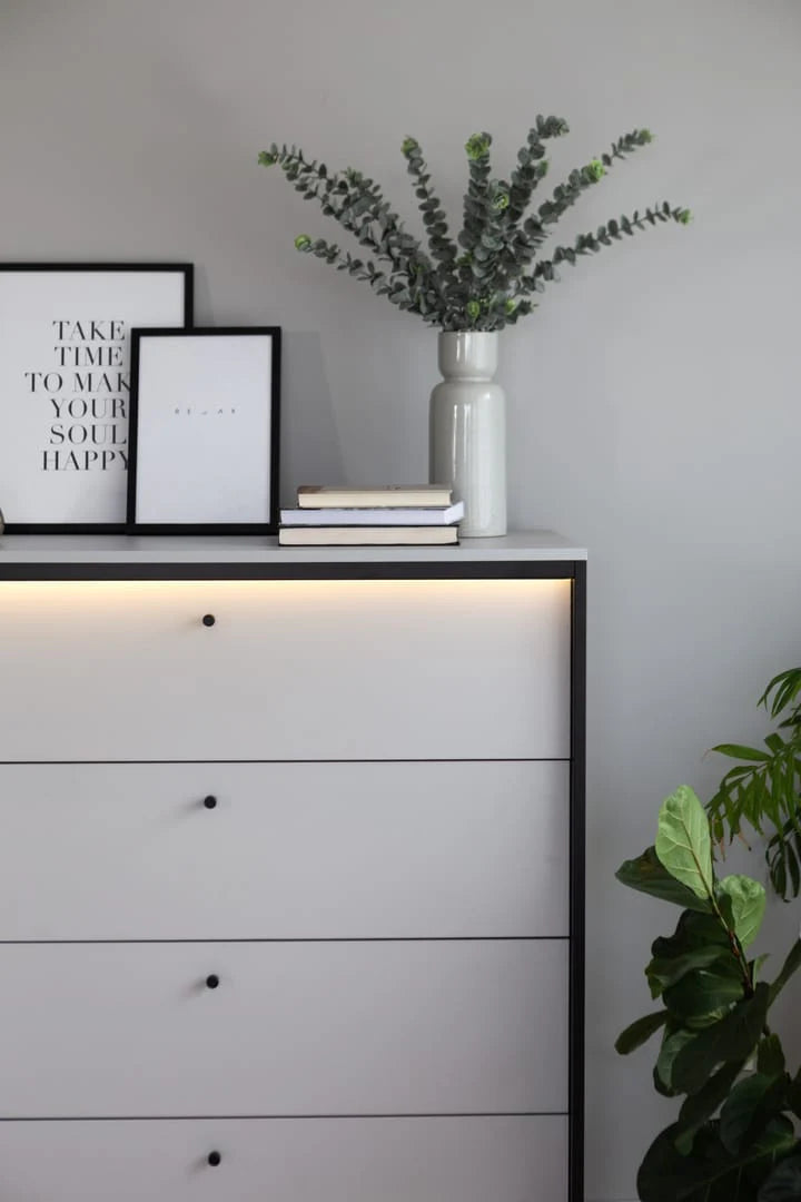 Sleek GRIS Chest of Drawers - Stylish Clothing Storage with Integrated LED Lighting