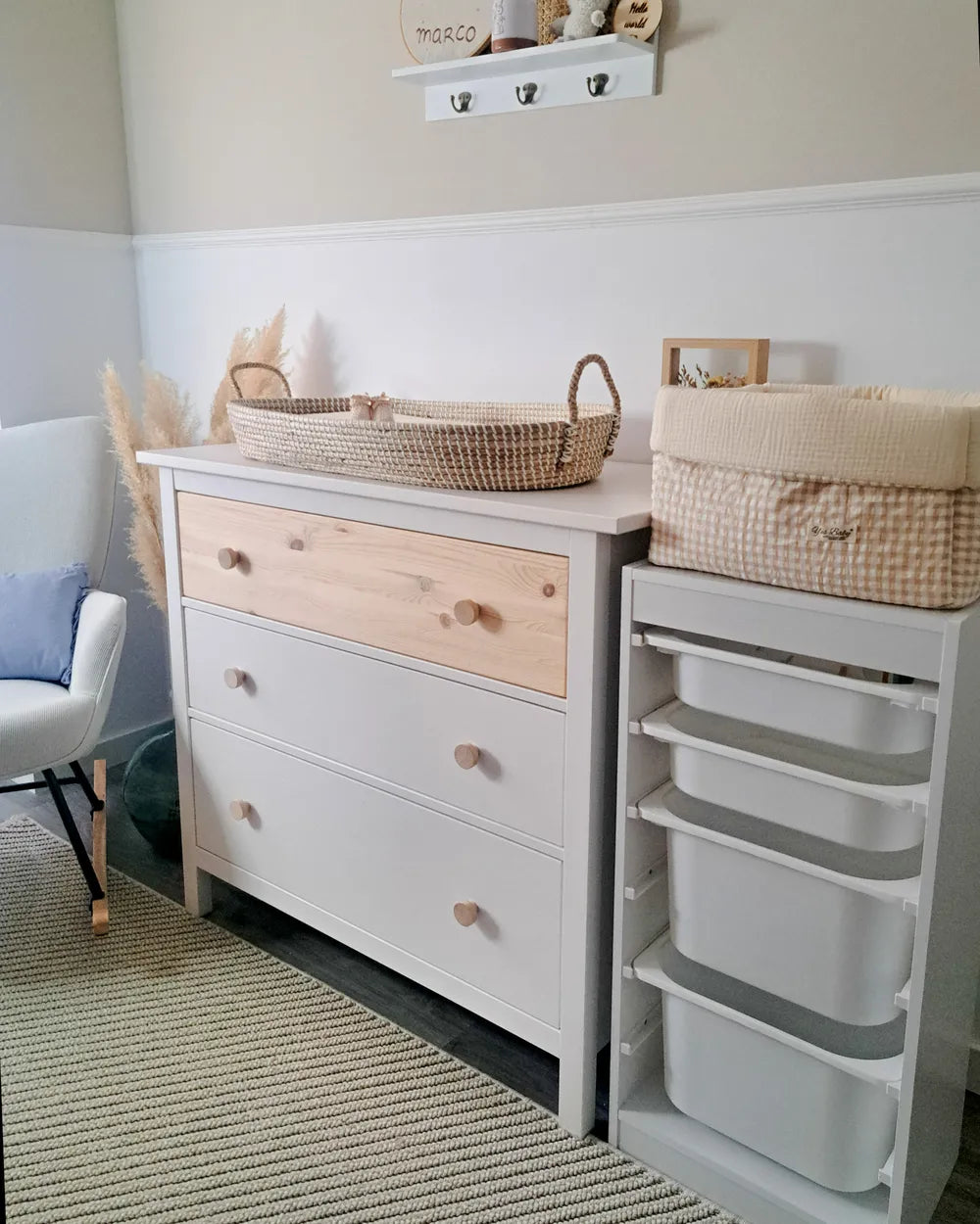 Shelf with 4 Storage Boxes White Kirklyn