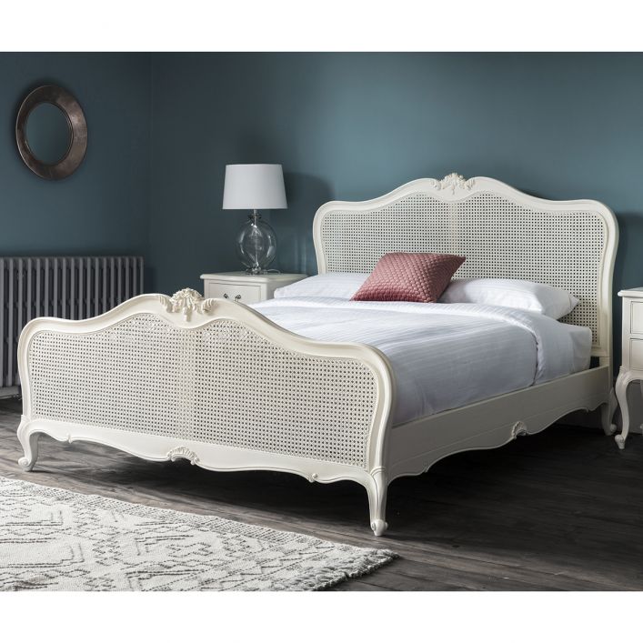 King Vanilla White Cane Bed Minier