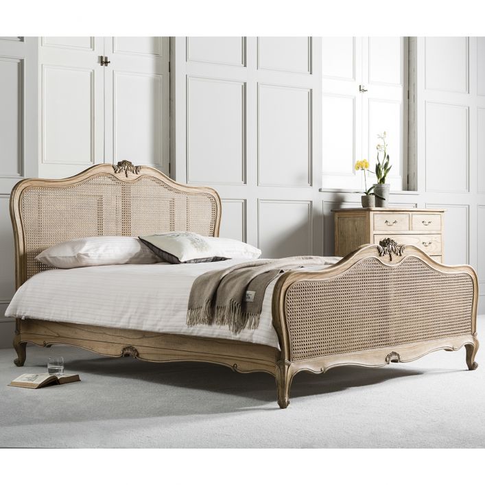 Weathered 6’ Cane Bed Minier