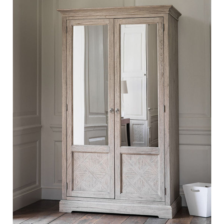 Two Mirror Door Wardrobe Gylla