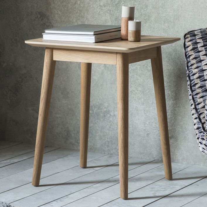 Oak Side Table Luna