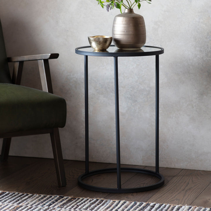 Side Table Sirkanungo