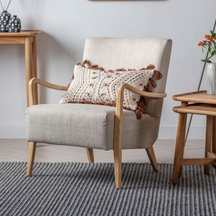 Chedworth Amhchair Natural Linen