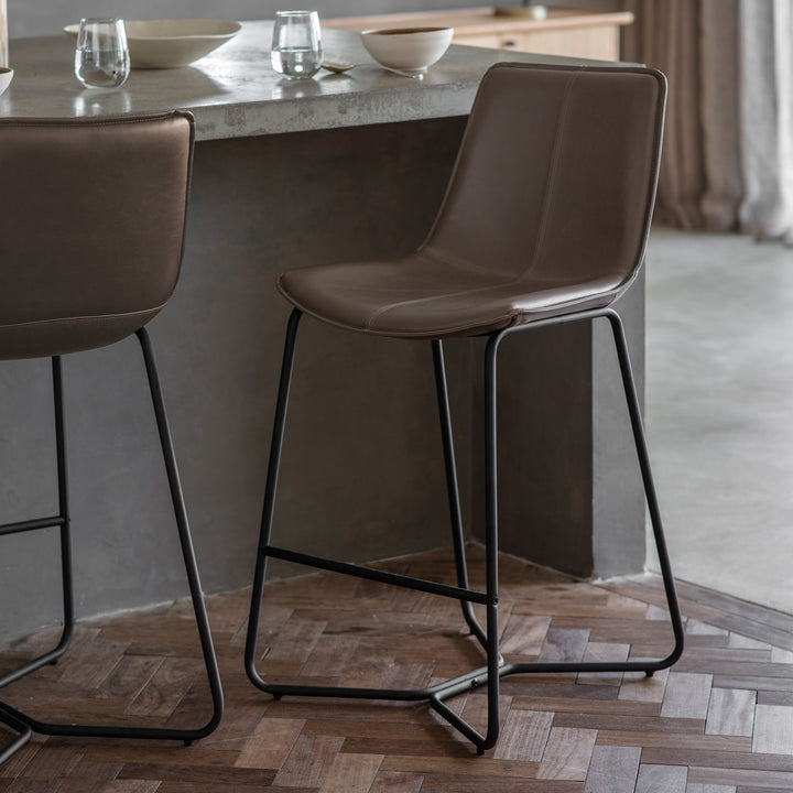 Bar Stool Set of 2 Castaldo