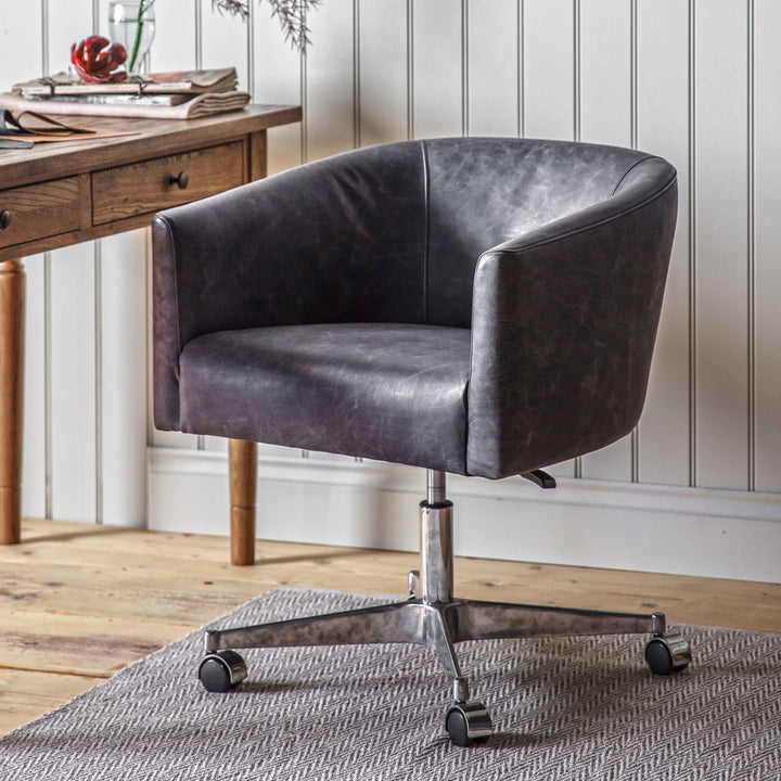 Amalan Swivel Chair