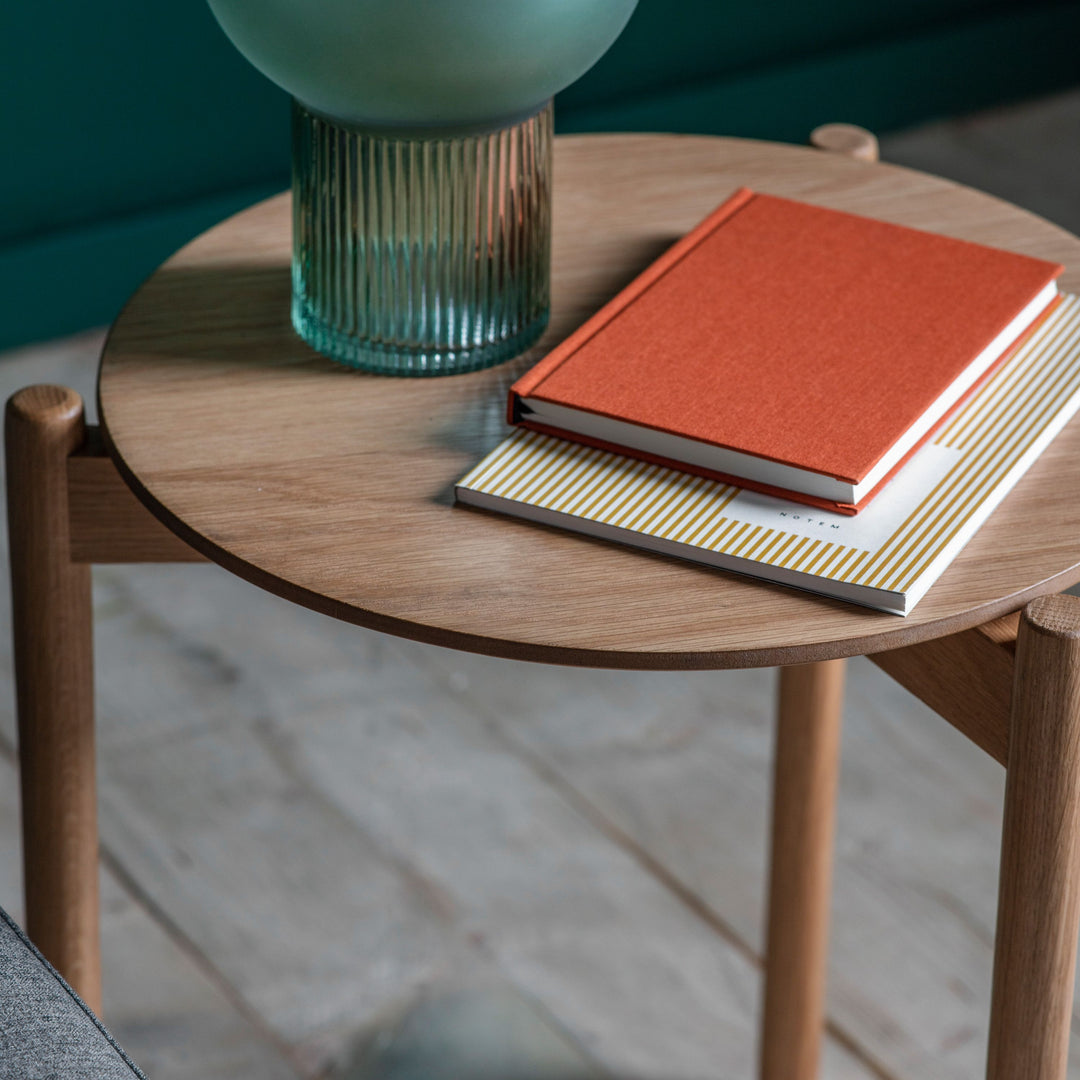 Side Table Oak Jorgenson