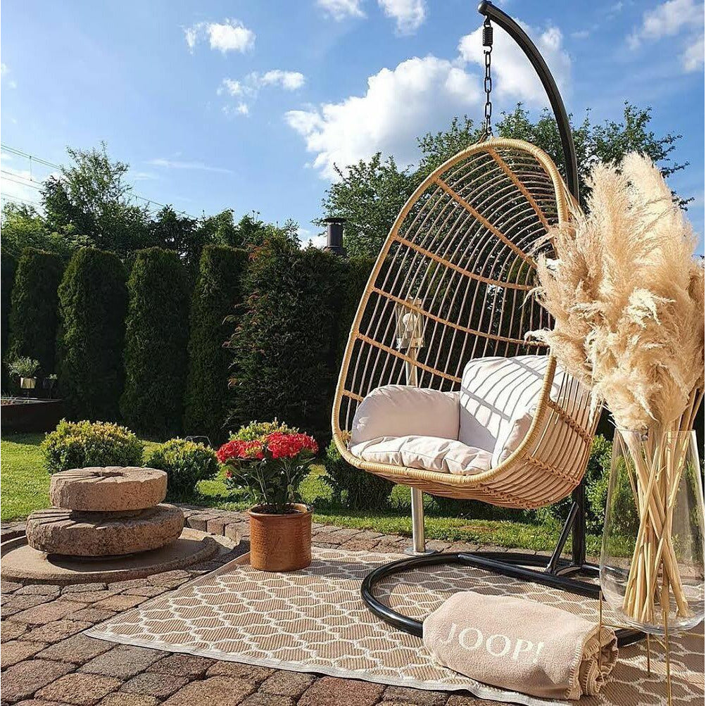 Cheap hanging chair with stand top