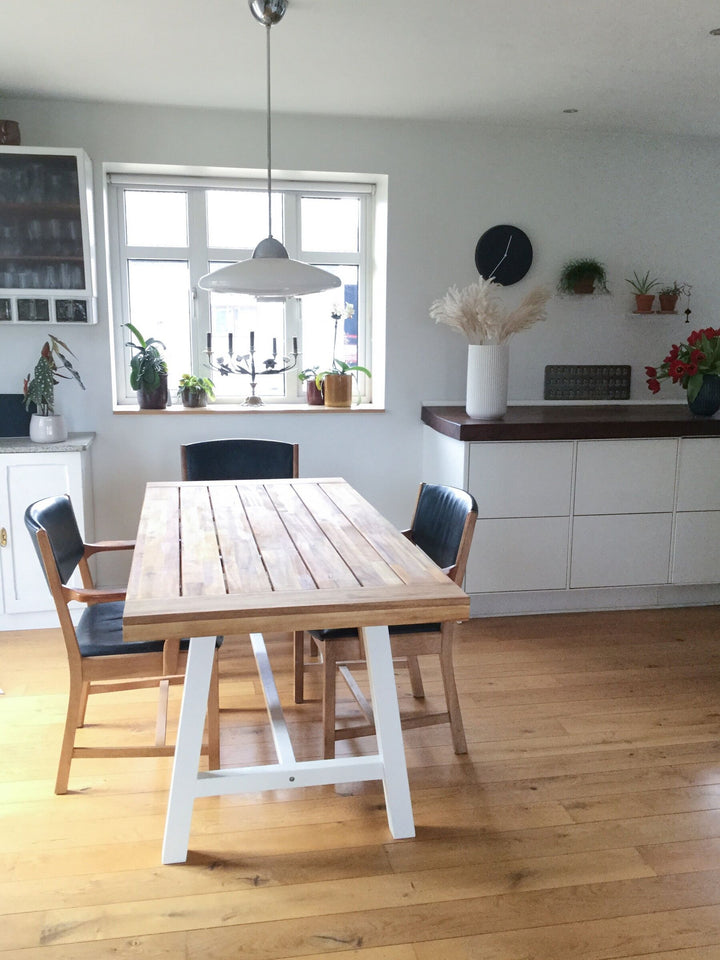 Acacia Wood Bench White 140 cm Scania